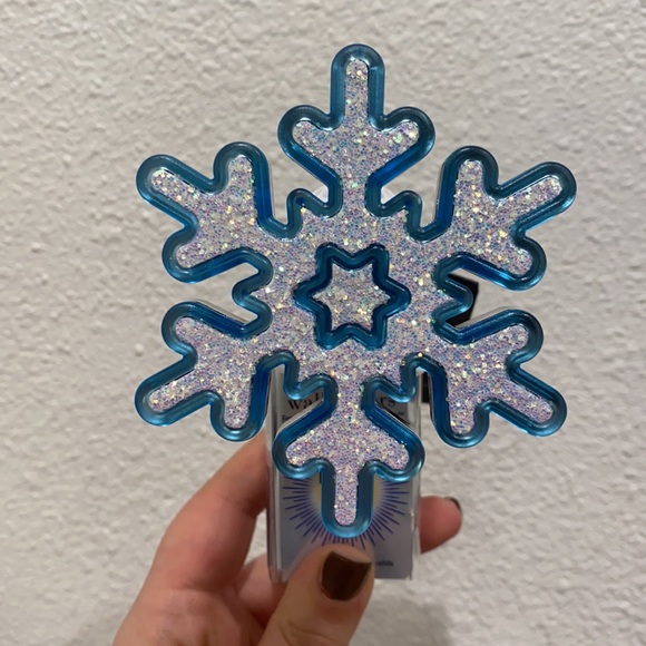 2021 CHRISTMAS COLLECTION BATH & BODY WORKS - Picture 4 of 4